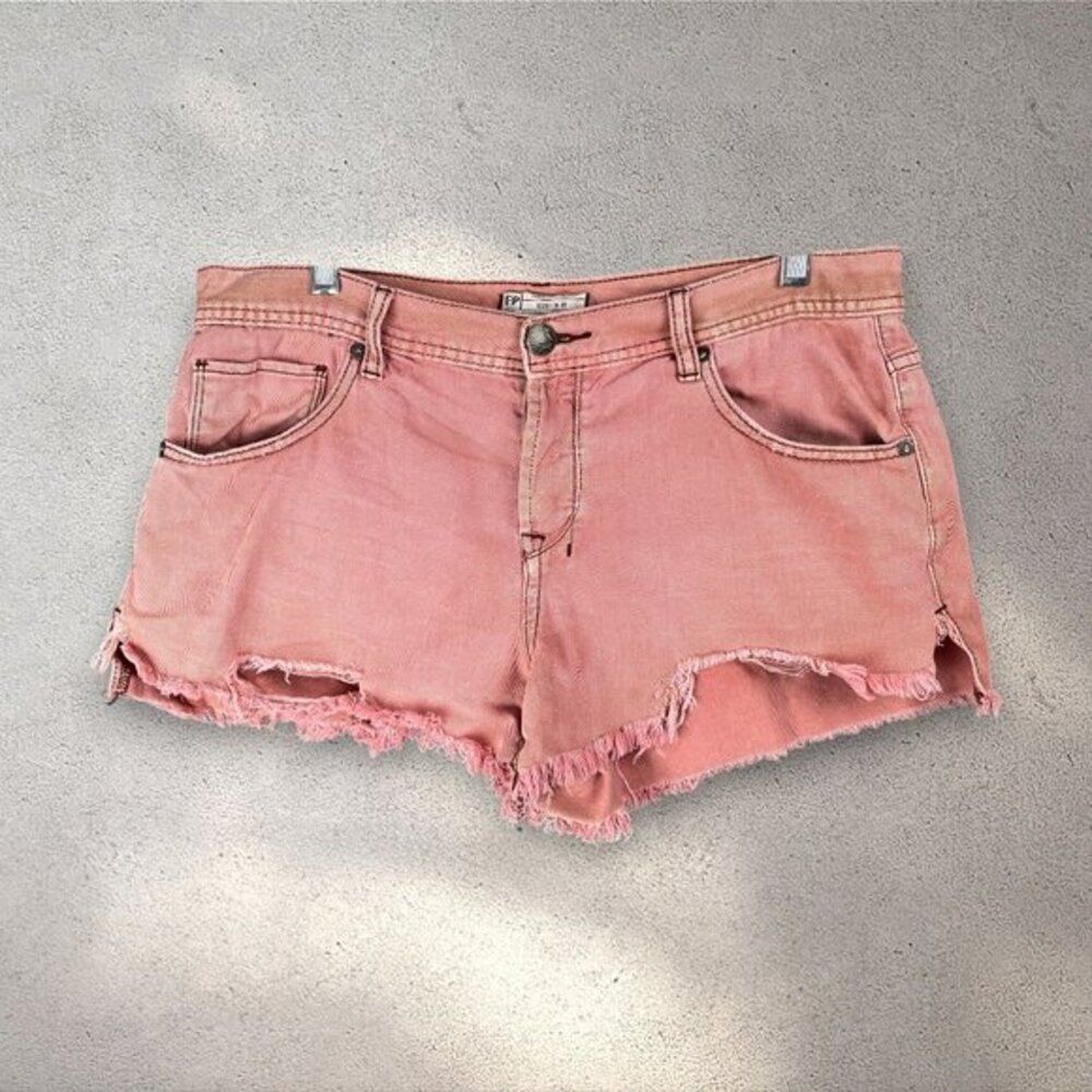 Free People Dusty Pink High Rise Denim Shorts Women’s 31 Distressed Coastal Y2K